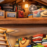 Sua Casa Mais Leve em 2026: O Método da Rotação Sazonal usando o Sótão